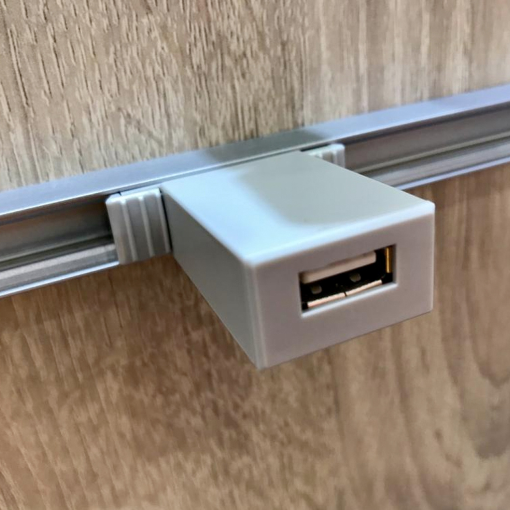 BBAtechniek - USB A-1x 5V 2A Rialto rail zilver (1x)