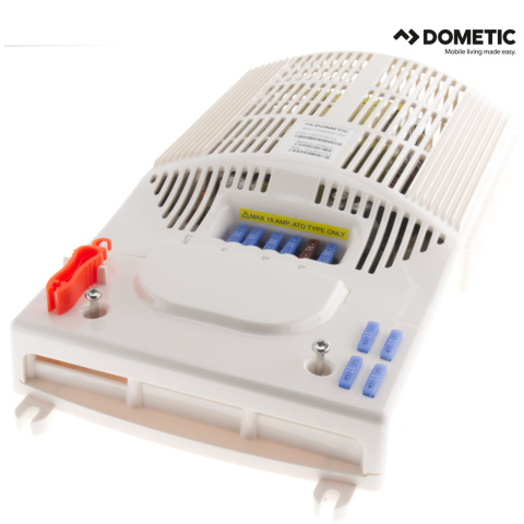 BBAtechniek artnr. 20202 - Dometic SMP 190-02 450W 35A omvormer (1)