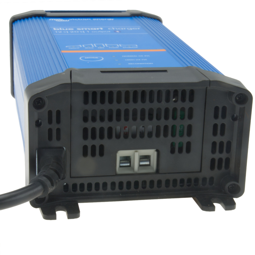 BBAtechniek - Victron Blue Smart IP22 acculader 12/20 (1) (1x)