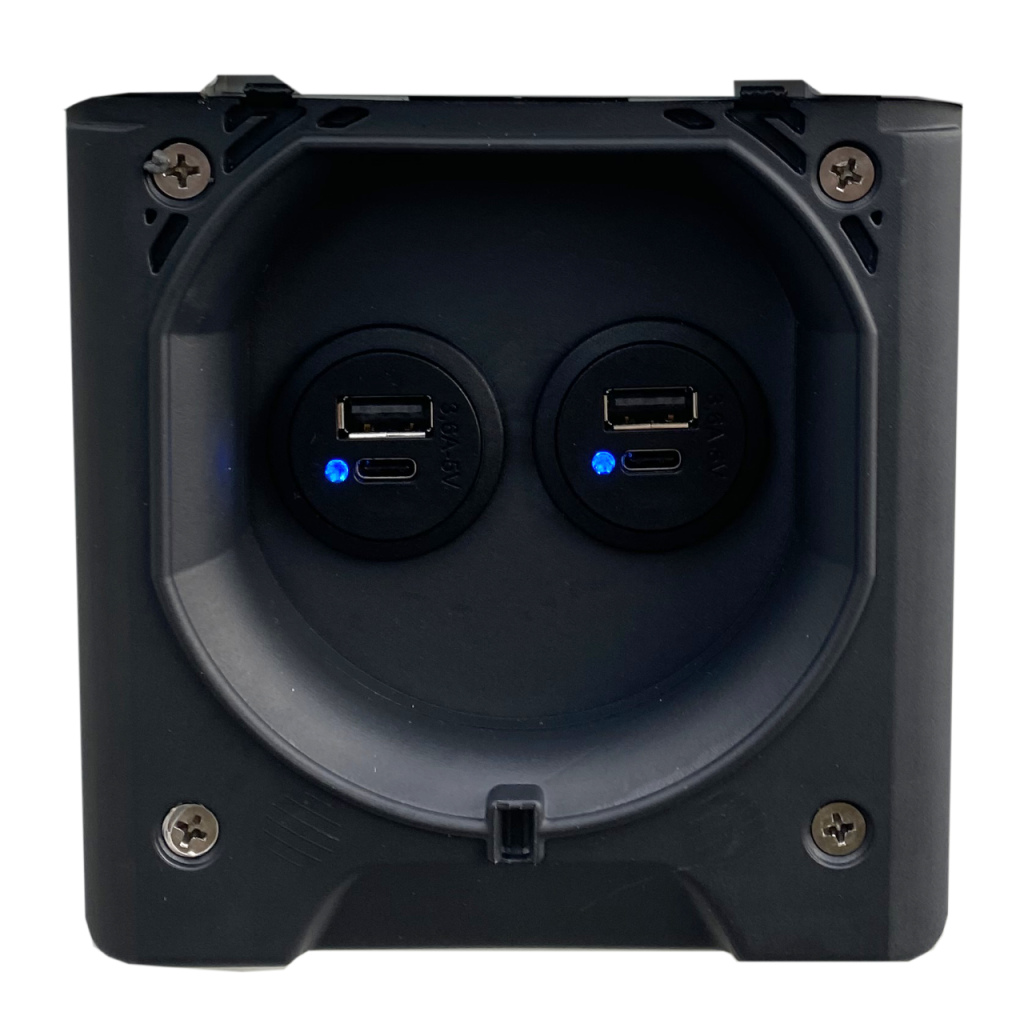BBAtechniek - USB-A 3.6A 5V 2x en USB-C 2x licht grijs (1x)