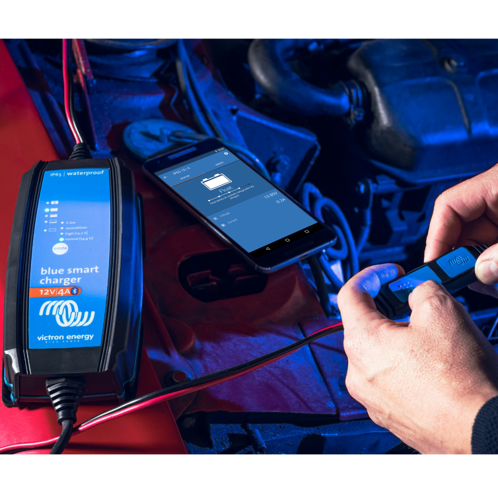 BBAtechniek - Victron Blue Smart IP65 acculader 12/5(1) (1x)