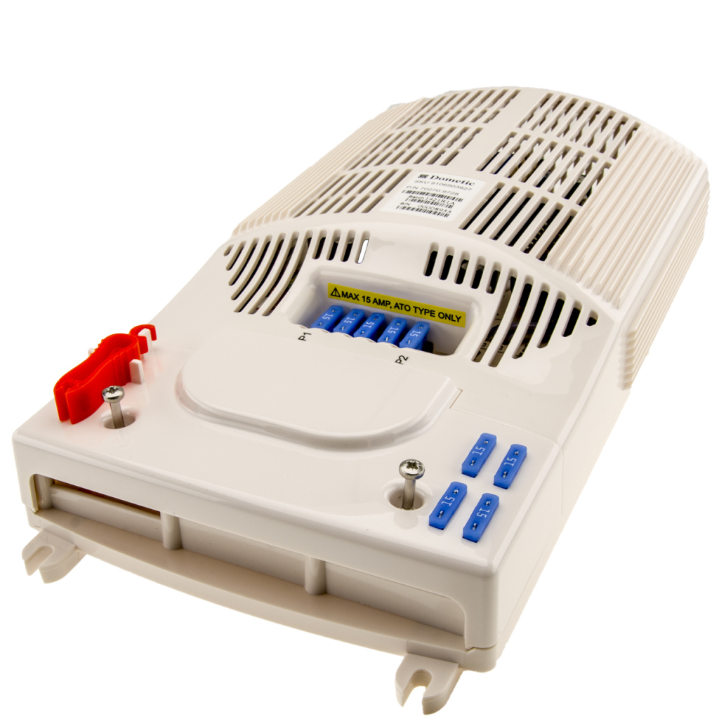 BBAtechniek - Dometic SMP 192-04 omvormer 400W 230V (1x)