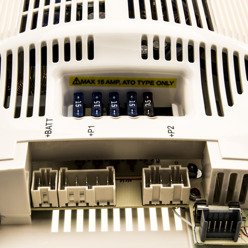 BBAtechniek - Dometic SMP 192-02 omvormer 400W Hobby (1x)