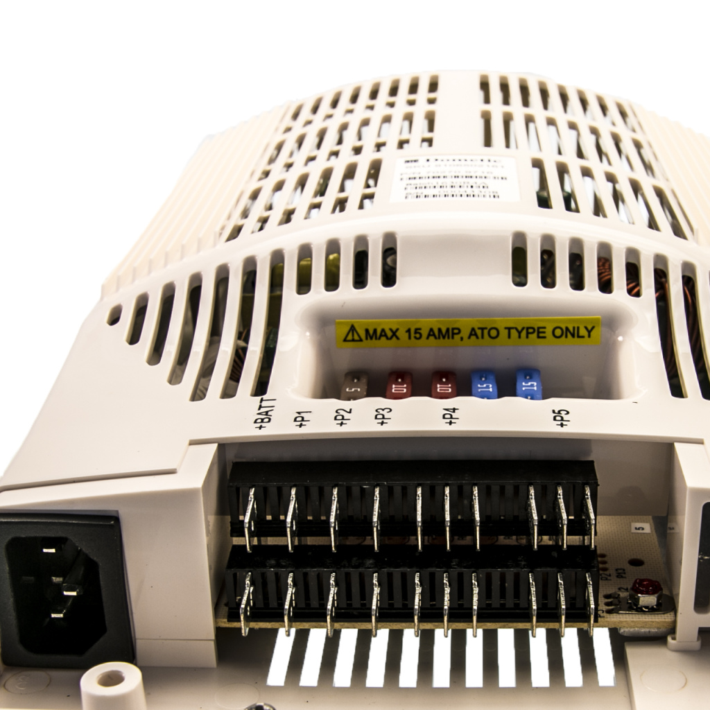 BBAtechniek - Dometic SMP 184-05 400W 31.5A omvormer (1x)