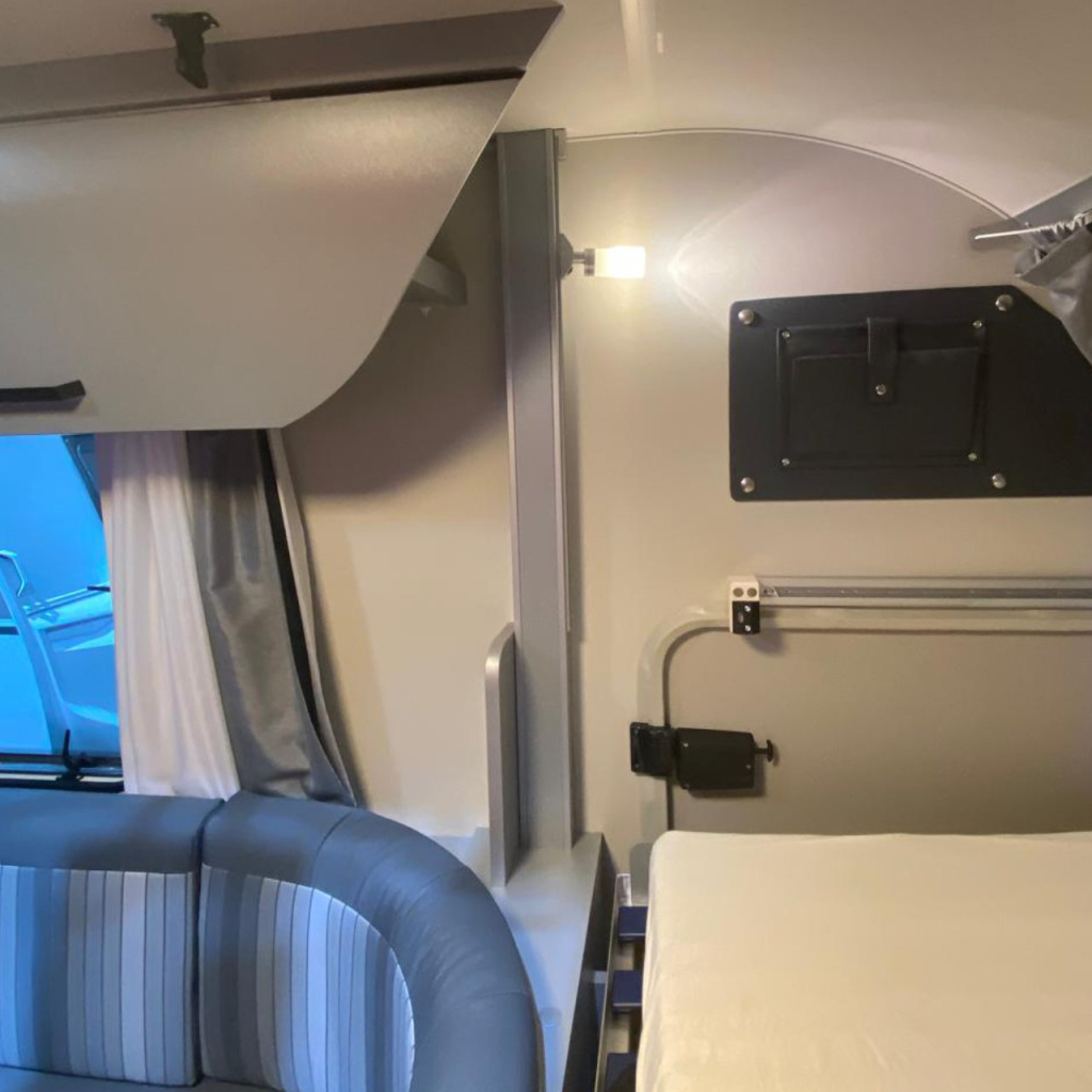 BBAtechniek - Dometic halogeen rail spot 10W 12V G4 (1x)