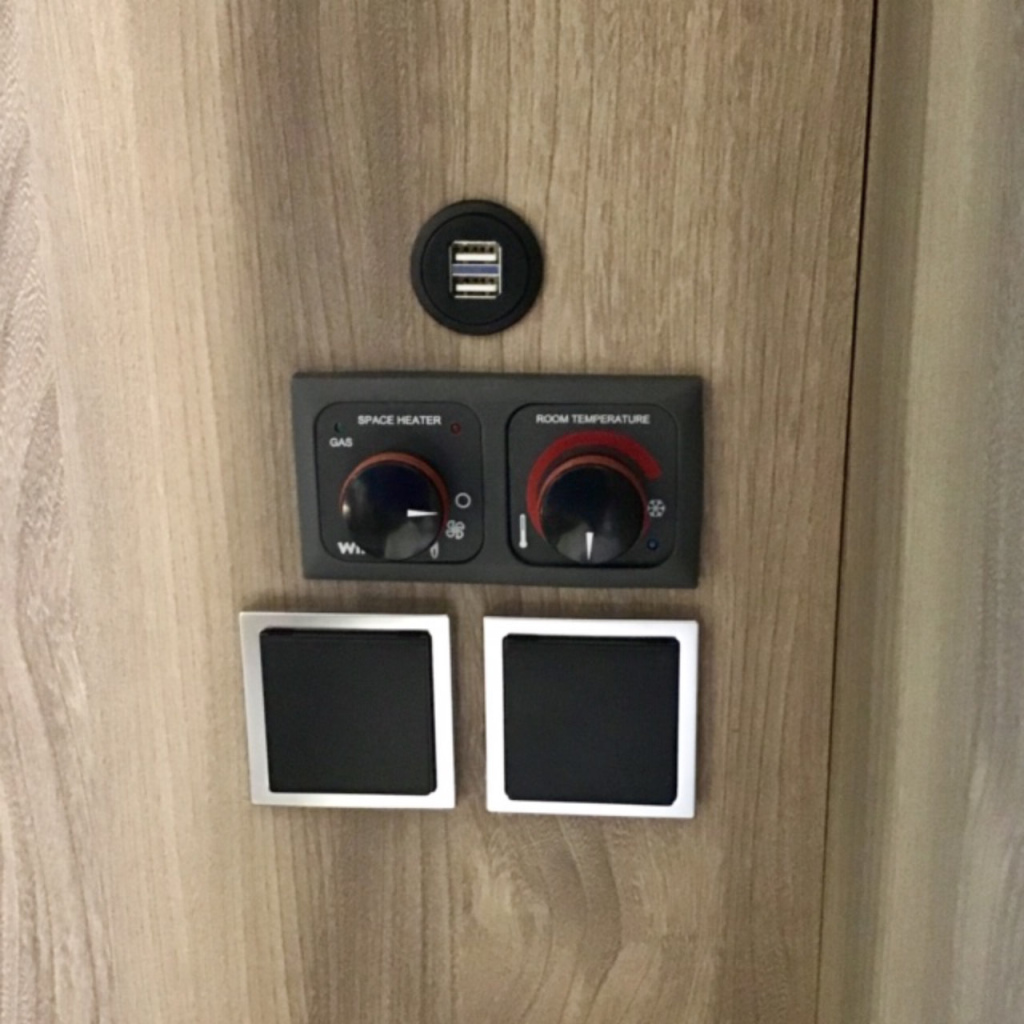 BBAtechniek - S 20.000 afdekraam 1-vak mat zilver (1x)