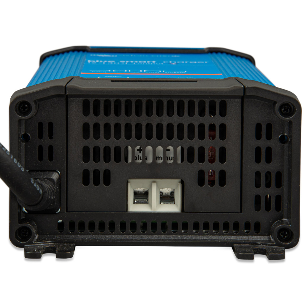BBAtechniek - Victron Blue Smart IP22 acculader 12/20 (3) (1x)
